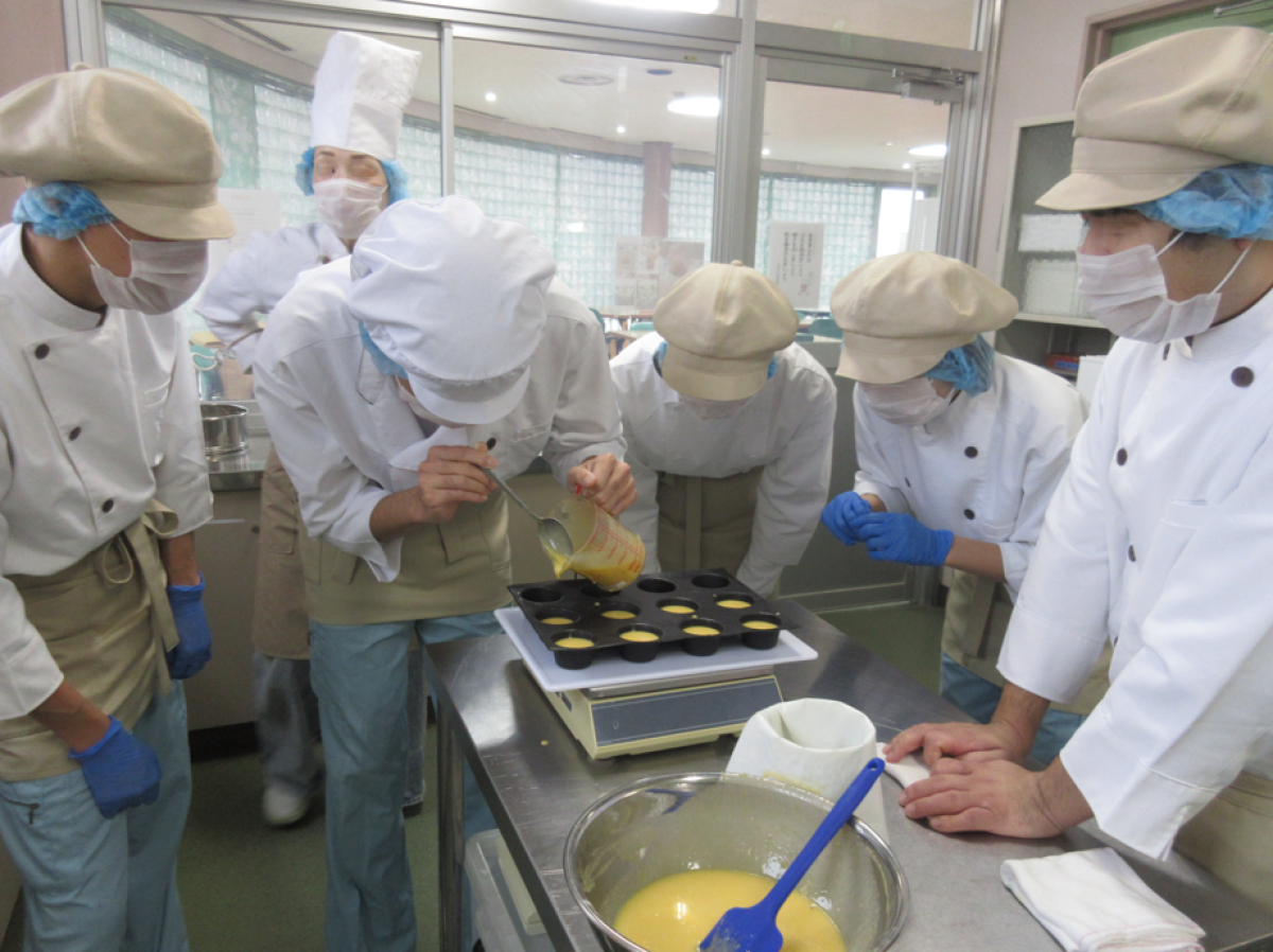 難易度の高い菓子づくりに挑んだ11月