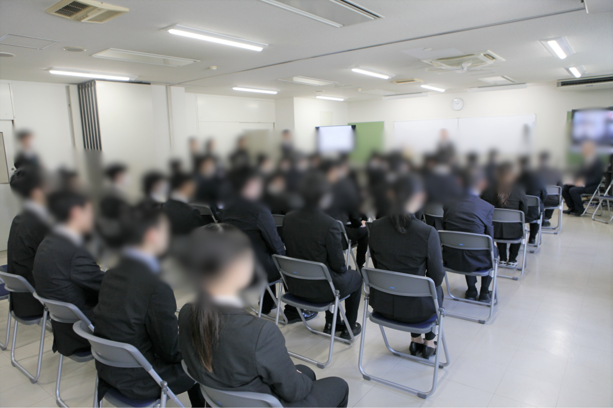 令和７年度前期修了式の実施